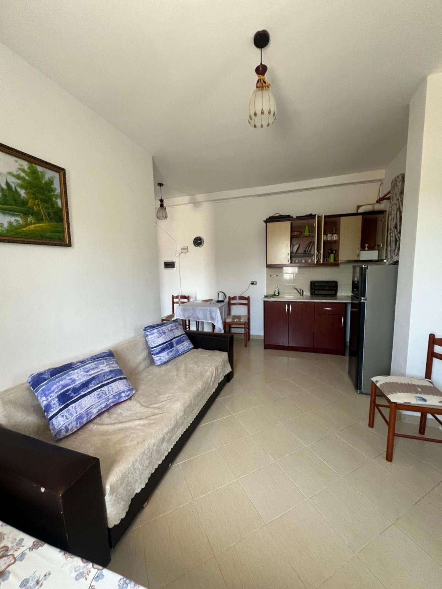 Apartment Leo Ksamil
